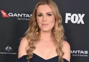 Eliza Taylor Shines on the Red Carpet at the 23rd Annual G’Day USA Arts Gala