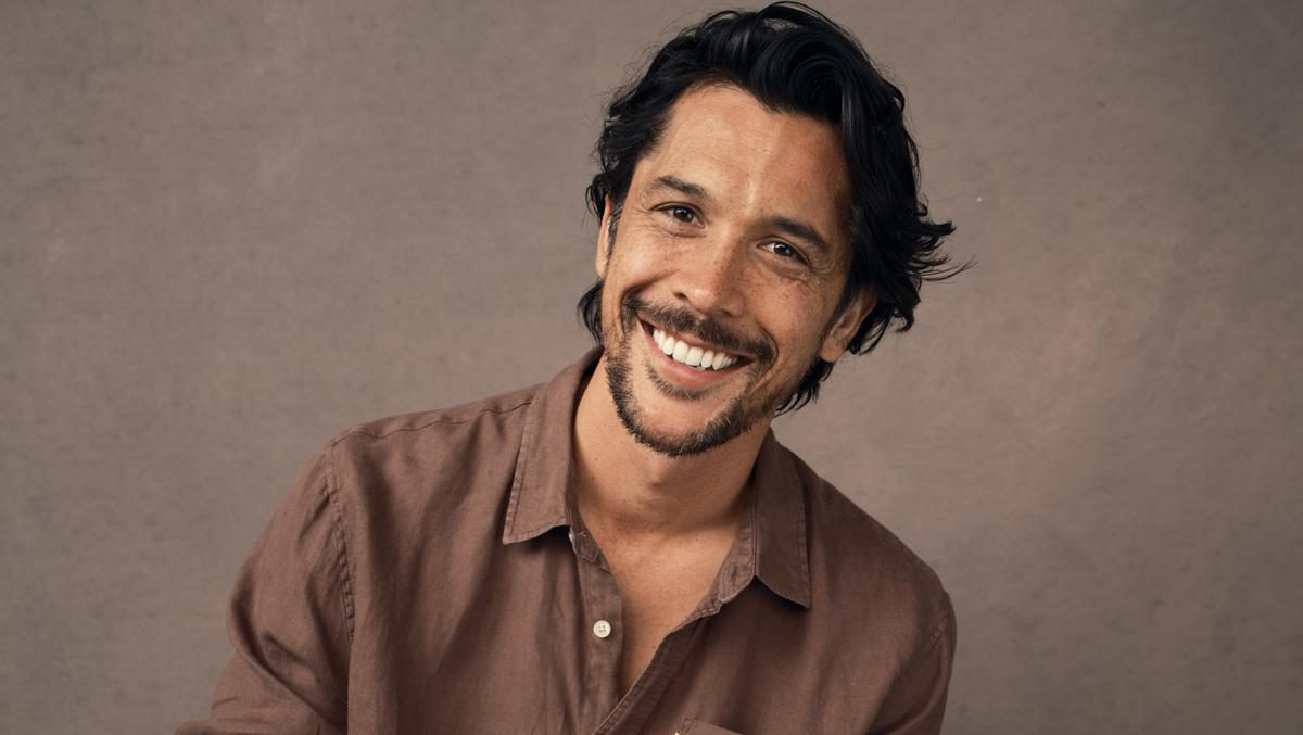 Bob Morley Apple TV The Husbands The 100